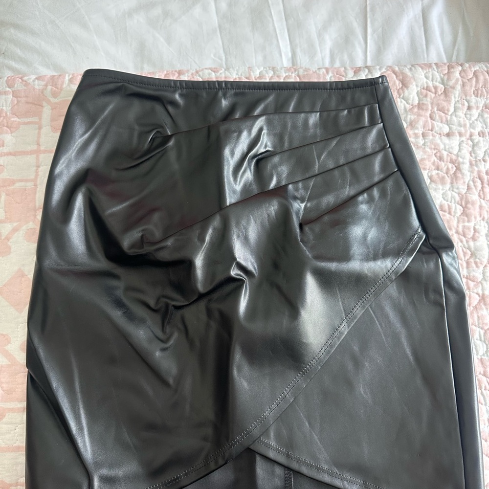 Windsor Black Asymmetrical Ruched Pencil Skirt